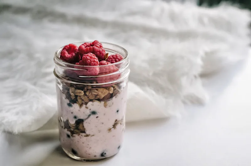 Can You Eat Cereal With Braces? Safe Braces Breakfast Suggestions 4 Can You Eat Cereal With Braces Overnight Oats and Greek Yogurt