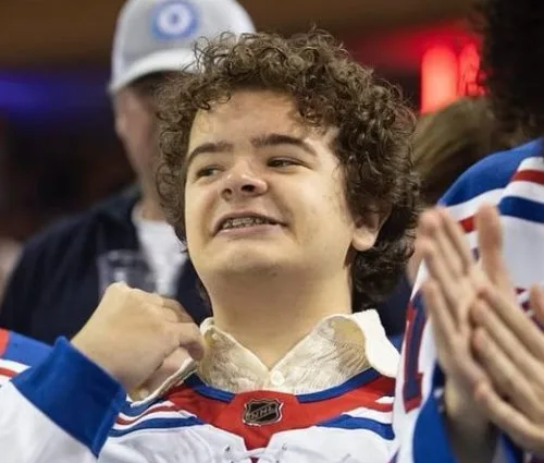 Gaten Matarazzo's Braces - Check Out Dustin From Stranger Things New Braces In Season 4! 7 Dustin from Stranger Things Braces