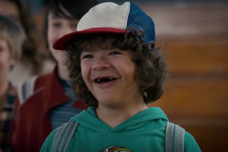 Gaten Matarazzo's Braces - Check Out Dustin From Stranger Things New Braces In Season 4! 2 Dustin from Stranger Things teeth in Season 1